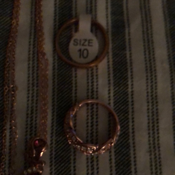 Sold - Picture 3 of 8